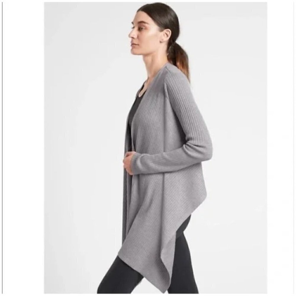 Athleta Solstice Wrap - L - image 3